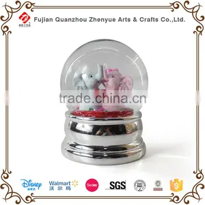2015 Newest Elephant Plastic Snow Globe for Christmas thumbnail-1