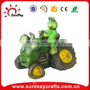 Hanging Garden Frog Figurine thumbnail-4