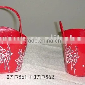 Metal Flower Pot thumbnail-1