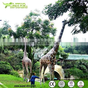 Life-size Fiberglass Statues Giraffe thumbnail-1
