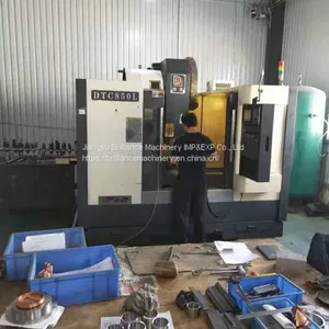 Dingtai DTC850L Vertical Machining Center thumbnail-1
