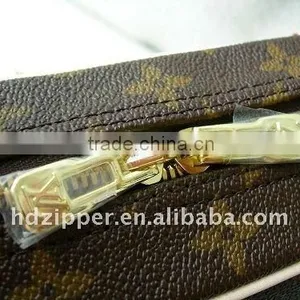Zipper Puller thumbnail-1