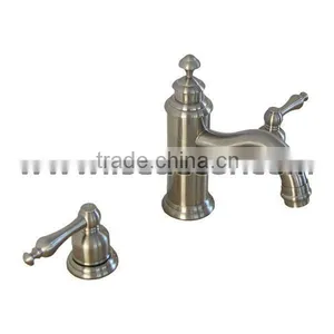 Bathroom Faucet With Dual Handle thumbnail-1