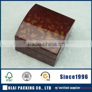 Beautiful Wood Velvet Ring Packaging thumbnail-3