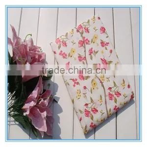 Elegant Plastic Table Cloth Pvc Non Woven Table Cloth thumbnail-1