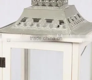Cheap Wooden Lantern With Metal Top White Color thumbnail-4