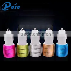 Universal 2 Port Usb Car Charger,promotional 2.1A Mobile Phone Car Charger With Indication Light thumbnail-1