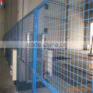 Most Popular 0.5~3mm PVC Coated Chain Link Fence With Competitive Price/Temporary Fence thumbnail-4