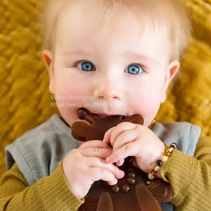 Baby Teether Amber Giraffe Teething Toy Rubber Wholesale by Weiqi thumbnail-4