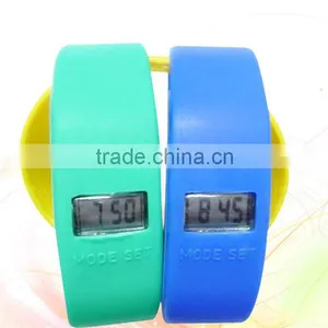 Silicone Digital Watch/Waterproof Silicone Bracelet Watch thumbnail-4