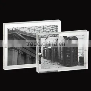 Customized Rectangle Magnetic Acrylic Photo Frame for Picture thumbnail-3