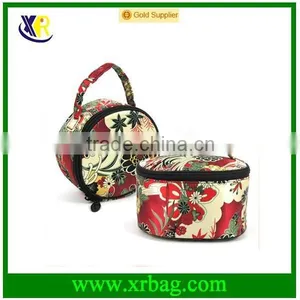 Round Cosmetic Bag/Garden Cosmetic & Toiletry Bags thumbnail-1