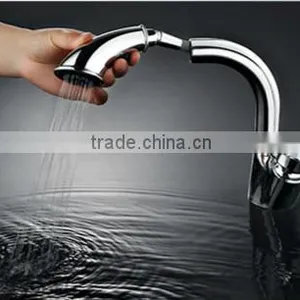Single Hole Pull-out Wash Basin Faucet thumbnail-2