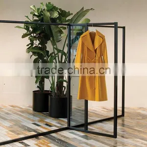 All Kinds Big Leaves Artificial Bonsai Plant thumbnail-1