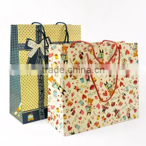 China Wholesale Gift Shopping Popular Hand Paper Bag, Christmas Paper Bag, Recycled Paper Bag thumbnail-1