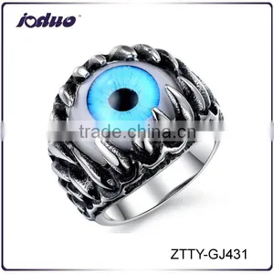 Exaggerated Personality Eye Titanium Steel Rings thumbnail-1