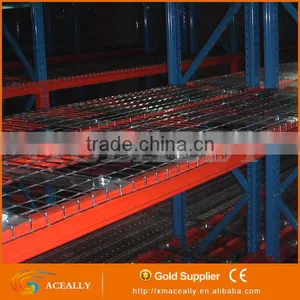 Heavy Duty Warehouse Pallet Rack With Wire Mesh Deck thumbnail-3
