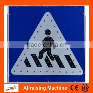 Solar LED Pedestrian Traffic Signs thumbnail-4