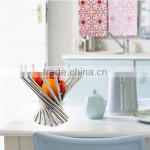 Metal Fruit Display Basket Decoration thumbnail-1