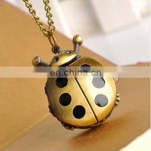 Fashion Reaver With Active Wings Design Pocket Watch Chains Necklaces Reaver Pendant Quartz Long Chain Watch thumbnail-2