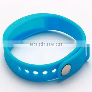 2016 Hottest Custom Rubber Bracelet Eco-Friendly Nice Design Smart Band Health Wrist Band thumbnail-3