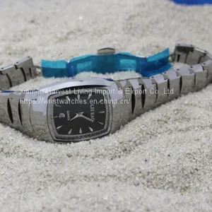 Wholesale Women's&Men's Fashion Quartz Tungsten Steel Lovers Wrist Watches thumbnail-4
