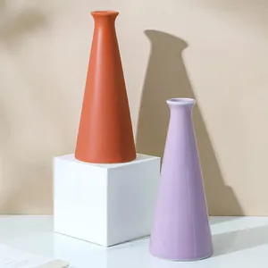Classical Morandi Artistic Simple Fresh Ellgant Fashion Ceramic Vase For Dinning Table thumbnail-1