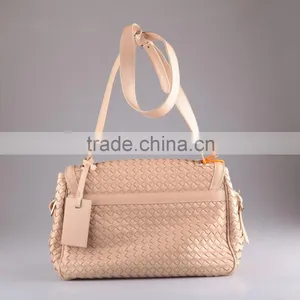 3505 New Designed Hot Sale Pink Woven PU Leather Handbag Factory Price thumbnail-4