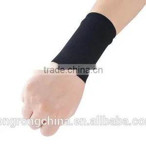 Good Quality and Fashion Wrist Brace With Medical Function Sports Products Support thumbnail-4