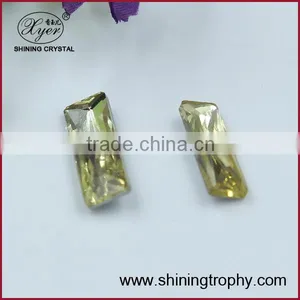Popular Baguette Shape Crystal Accessory Bead for Decoration thumbnail-1