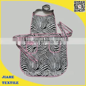 Zebra-stripe Set of Kitchen Items, Apron Ovenmitt and Hat Potholder thumbnail-5