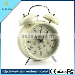 2016 New Vogue Alarm Fashion Style Wholesale Cheap Clock Quartz Clock Price thumbnail-2