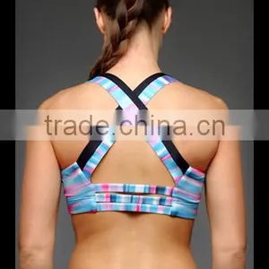 Hot Girl Abstract Printed Sports Bra With Crisscross Straps on the Back Yoga Fitness Sports Bra Office In Unite State (USA) thumbnail-4
