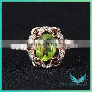Engagement Ring Apple Green Gemstone Ring White Diamond Rose Gold Lady's Ring Wedding Ring thumbnail-3
