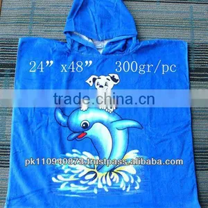 Poncho Towel thumbnail-1