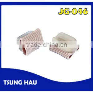Medical Gel Hallux Straightener Toe Separator thumbnail-1