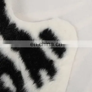 Popular Upscale Comfortable so Soft Imitation Animal Fur Shaggy Living Room Rugs Carpet thumbnail-3