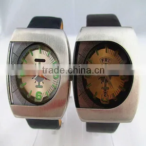 2012 New Fashion MEN Quartz Watch thumbnail-1