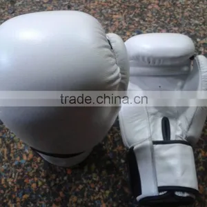 Original White Leather Pro Boxing Gloves thumbnail-1