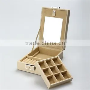 Luxury White Deluxe Leather Jewelry Case thumbnail-1