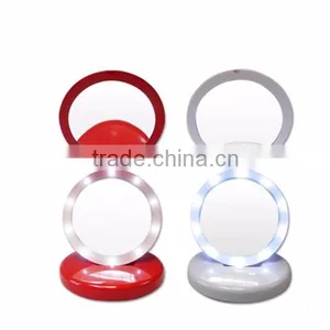 Plastic Two Way 5x Magnifying Compact Travelling Mirror With Led Light thumbnail-6