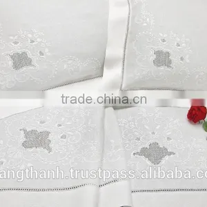 Hand Embroidery Cotton Bedding Set thumbnail-1