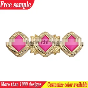 Three Squares Sharped Decorative Plastic Buckle Accessories thumbnail-1