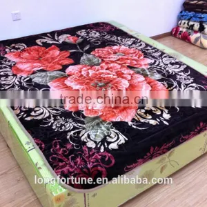 China Suppliers Quilt Blankets Rebel Wholesale 100% Polyester Knitted Cuddly Super Thick Warm Blanket thumbnail-1