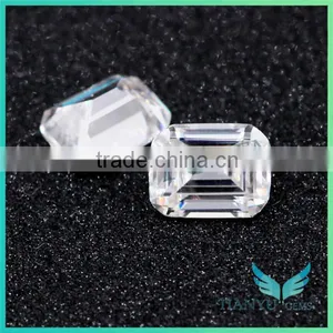 Moissanite What is it Sic Moh's Hardness 9.25 Refractive Index 2.65 Color D-H Color Moissanite Sydney thumbnail-4