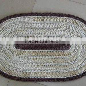 Maize Mat With Oval Shape thumbnail-1