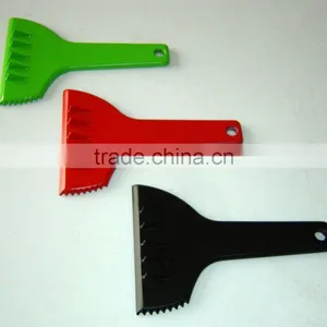Promotional Plastic Ice Scraper thumbnail-1