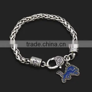 European Style Twist Bracelet Fire Girl Heart Charms Bracelet Unique Design Alloy Charm Chain Bracelet thumbnail-3