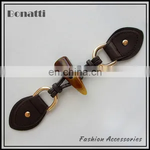 Fashion Brown Horn Buttons With Metal Buckle thumbnail-1