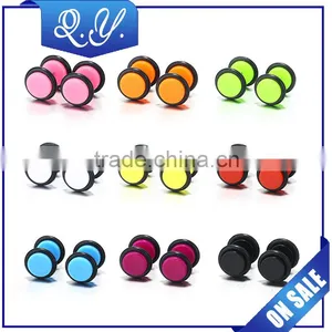 Fashion Design Colored Acrylic Ear Stud Earrings Piercing Jewelry Wholesale thumbnail-1